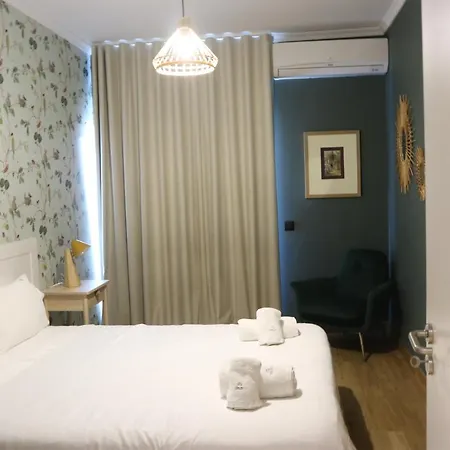 Garden By Madeira פונשל