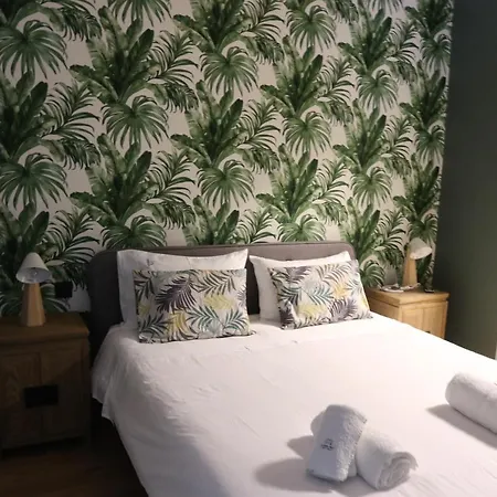 Garden By Madeira פונשל