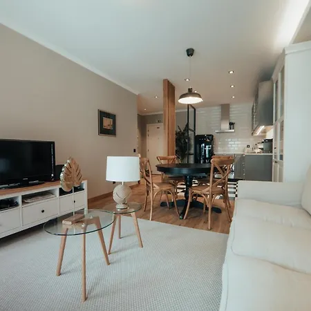 Garden By Madeira דירה *